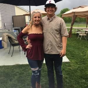 Meet your Posher, Alli